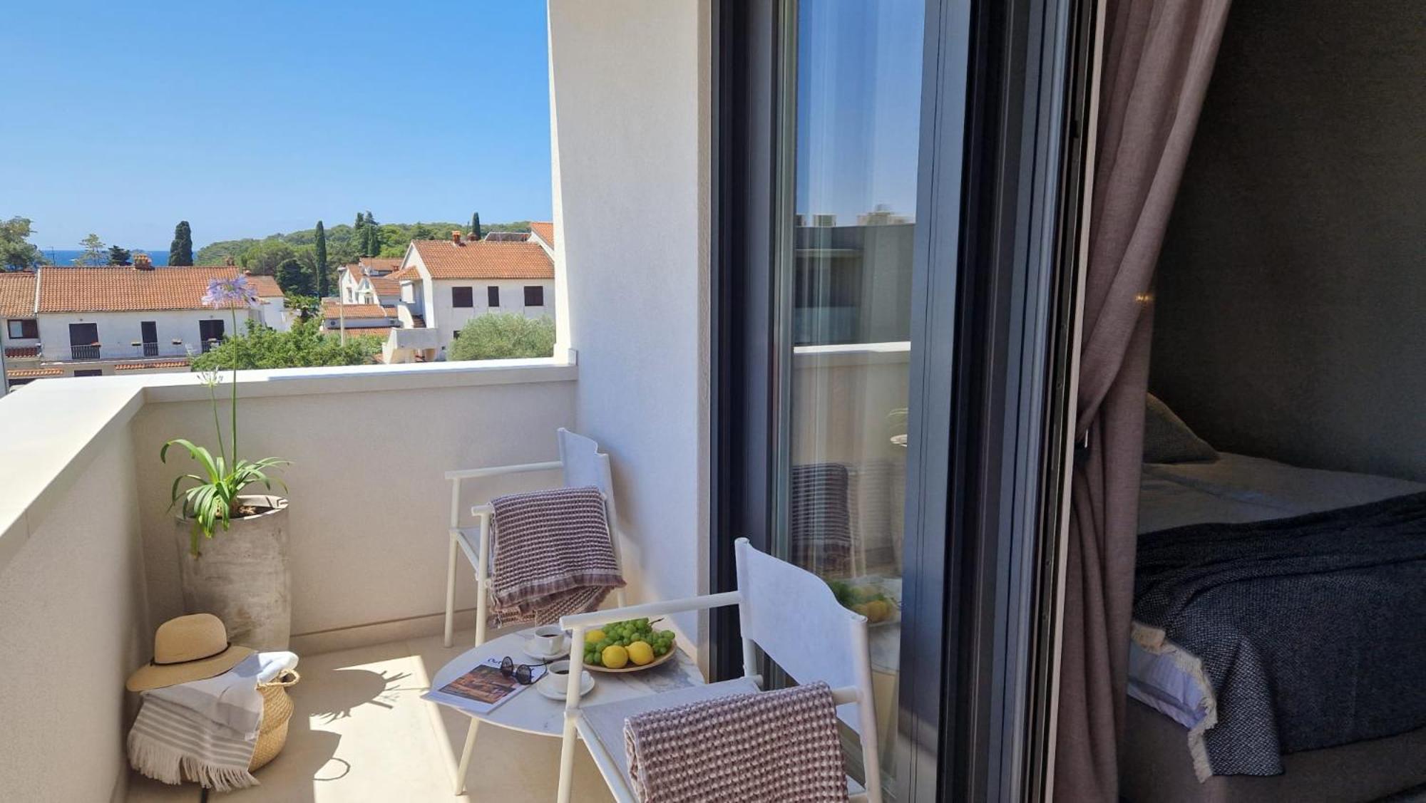 Apartment 4r Royal Rojnic 2 *